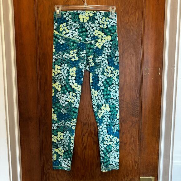 NWT Offline by Aerie Hi-Rise Real Me Xtra 7/8 Leggings Womens Medium - Picture 1 of 9